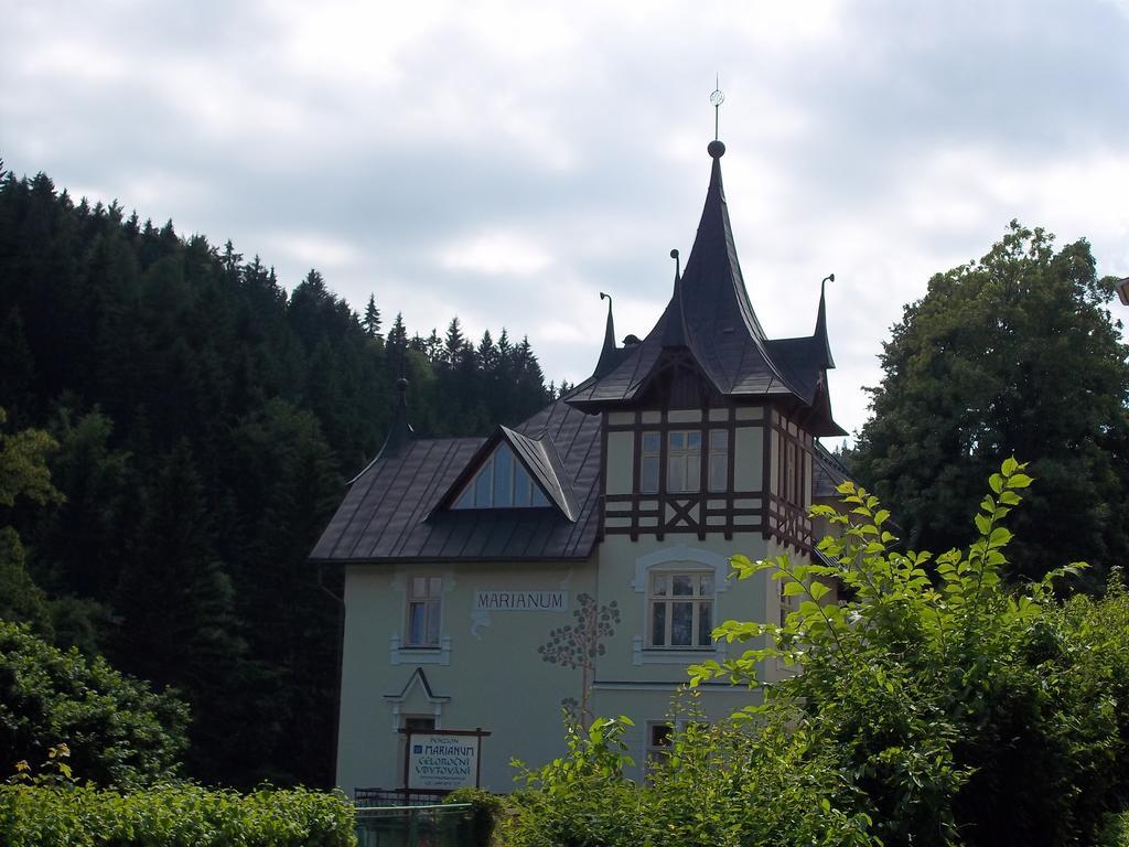 Marianum Jl,S.R.O. Hotel Janské Lázně Kültér fotó